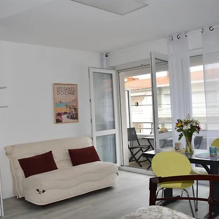 Les Grandes Roches - Et Balcon A Pied