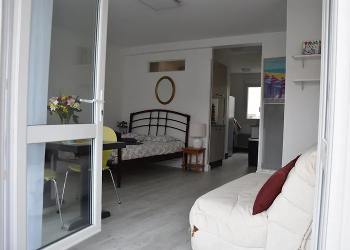 Les Grandes Roches - Et Balcon à Pied Apartamento *